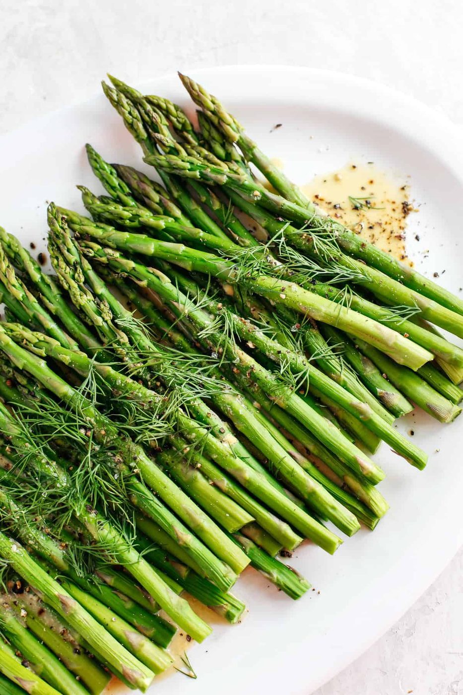 Oven-baked Asparagus with Mustard Dill Sauce