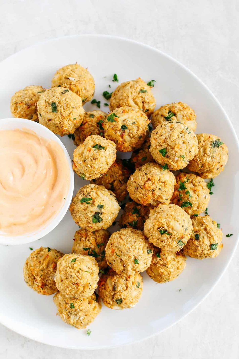 Oven-baked Crab Cake Balls with Sriracha Dipping Sauce