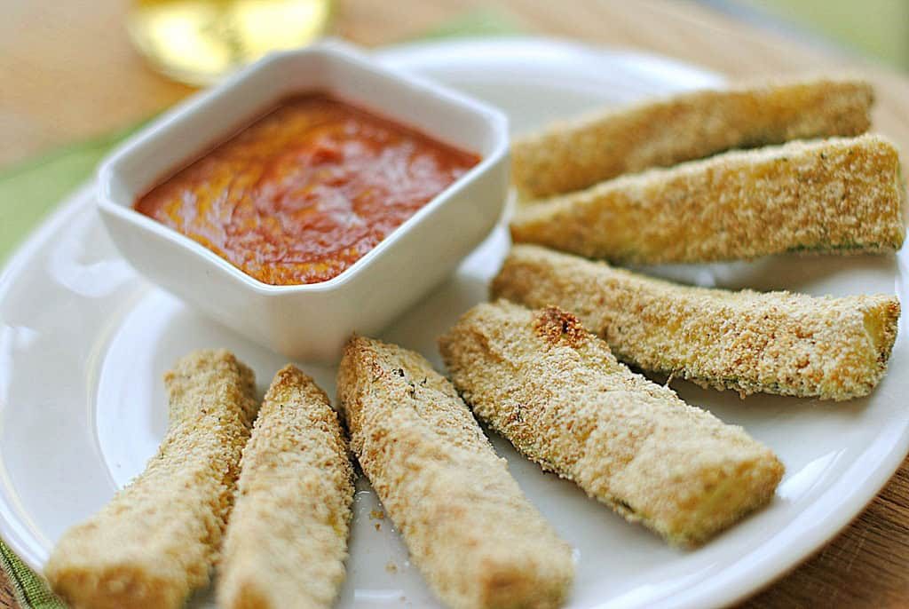 Oven-baked Zucchini Sticks