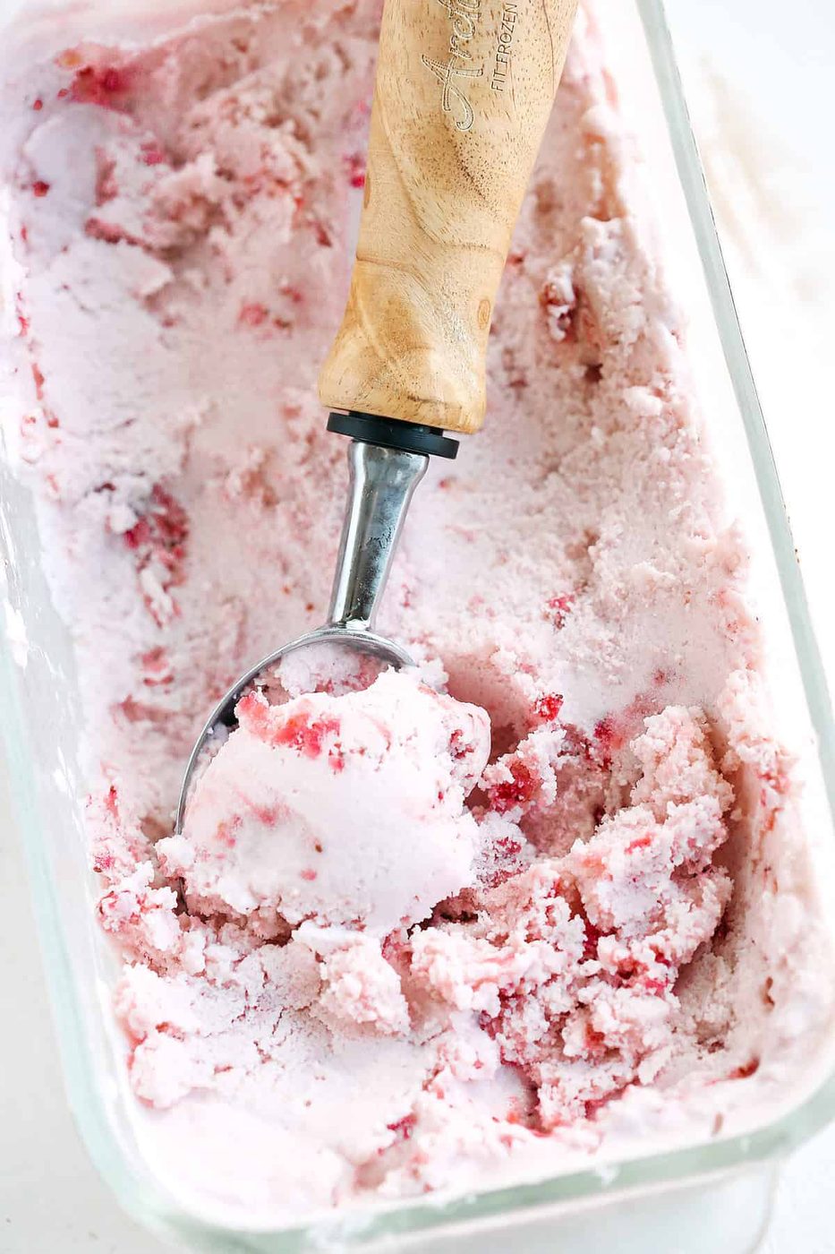 Roasted Balsamic Strawberry Ice Cream