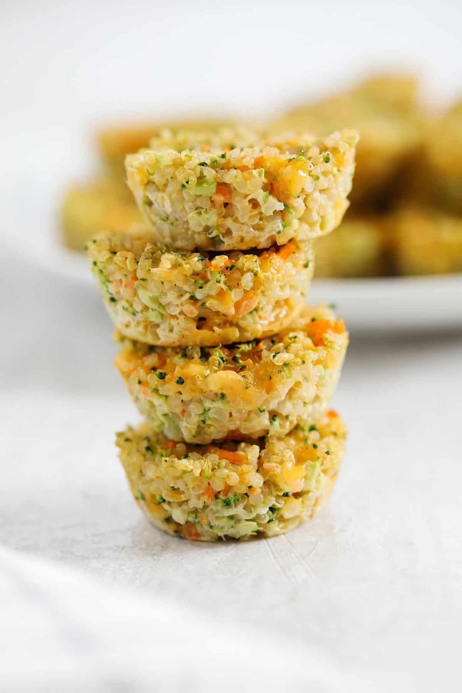 Broccoli Cheesy Quinoa Bites