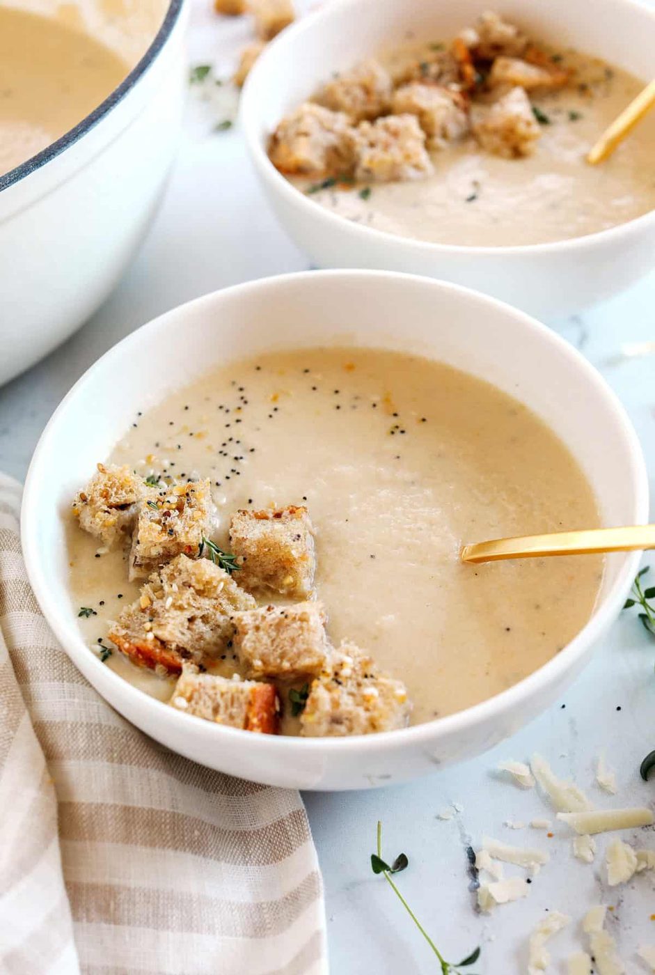 Silky Cauliflower Soup