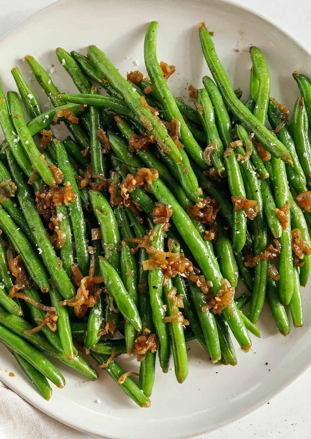 Green Garlicky Beans with Caramelized Shallots