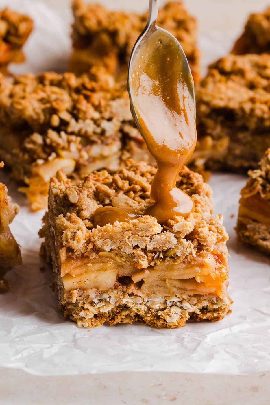 Apple Pie Crumble Bars