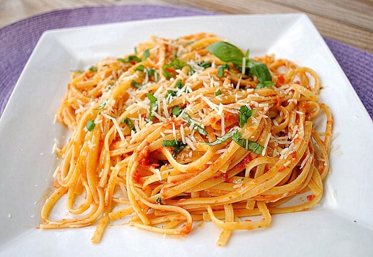 Linguine with Sun-Dried Tomatoes, Olives & Lemon