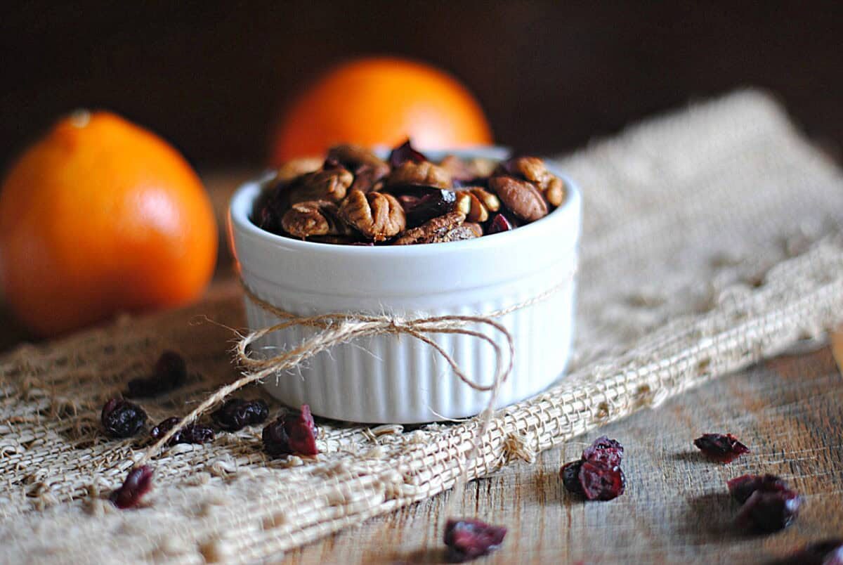 Chipotle-Spiced Orange Pecan Mix