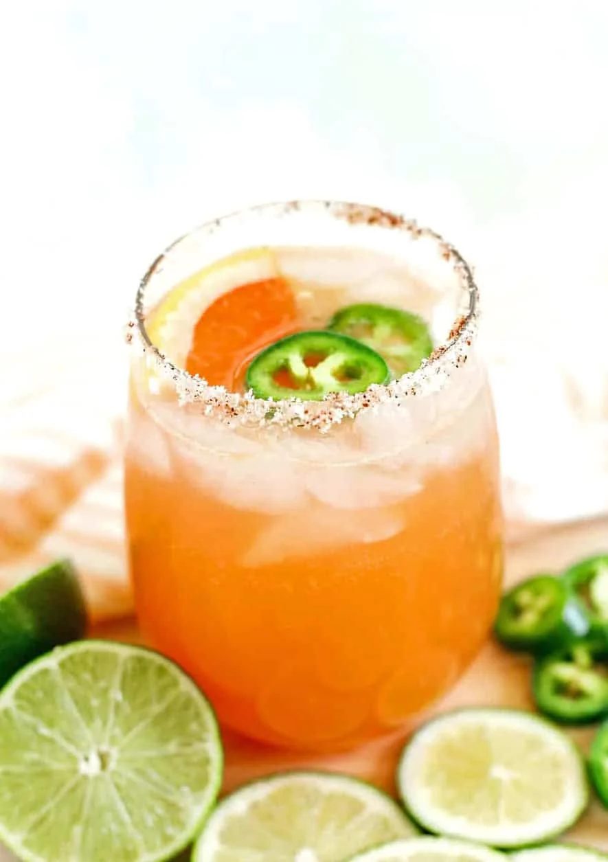 Grapefruit Spicy Paloma