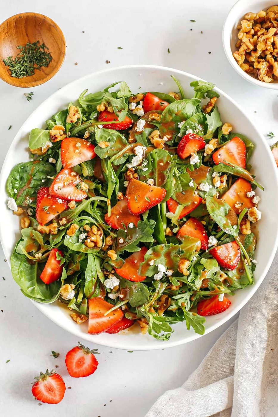 Balsamic Strawberry Salad