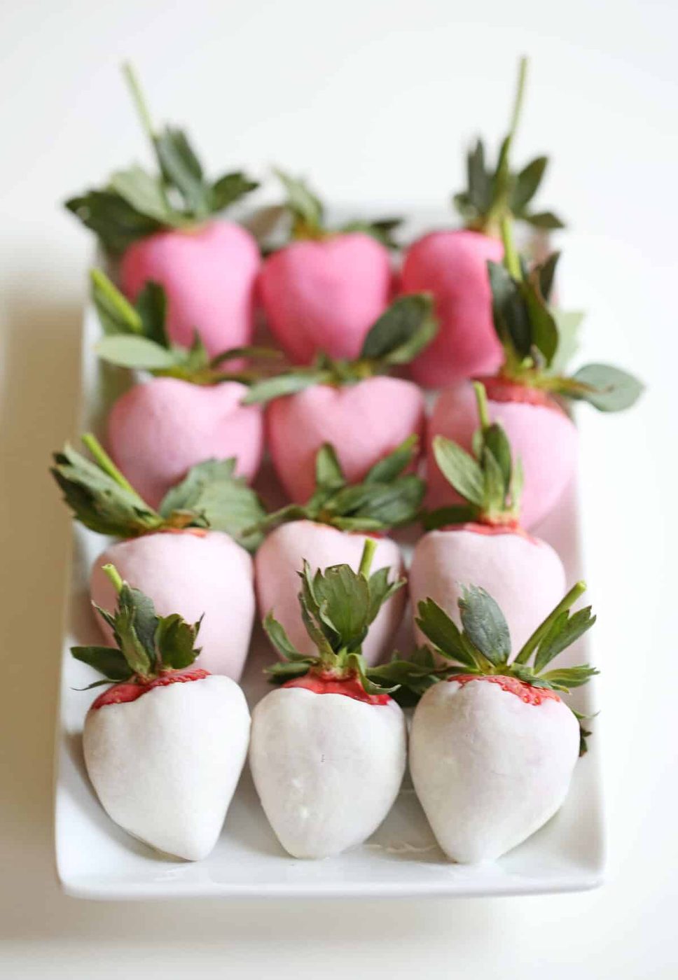 Dipped Yogurt Ombre Strawberries
