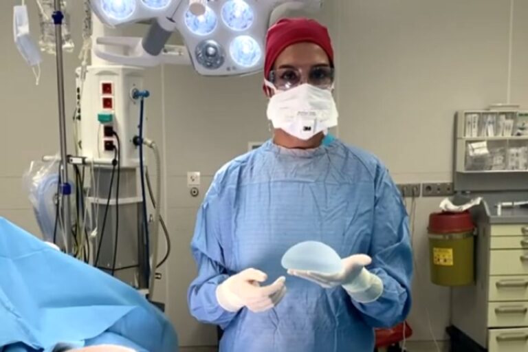 göğüs büyütme ameliyatı nedir, nasıl yapılır? i̇şte tüm detaylar…