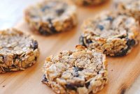 Guilt-Free Oatmeal Raisin Cookies Recipe