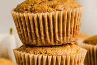 Moist Whole Wheat Pumpkin Muffins with Warm Spices