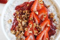 Strawberry Chia Overnight Oats Recipe for Make Ahead Breakfast