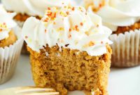 Pumpkin Spice Cupcakes with Maple Cream Cheese Frosting