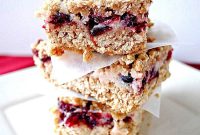 Chewy Cranberry Oatmeal Bars Recipe