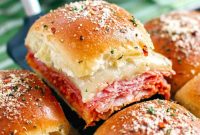 Spicy Italian Sliders Recipe for Party Sandwiches