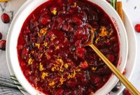 Low-Sugar Cranberry Sauce with Orange and Maple