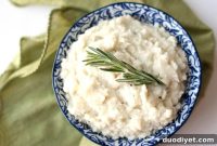 Creamy Garlic and Rosemary Mashed Cauliflower