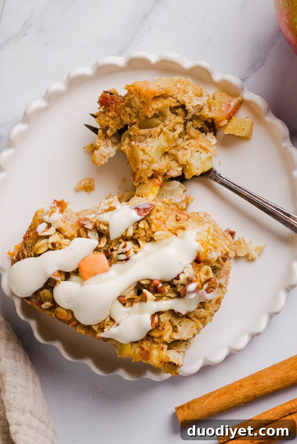 Apple Cinnamon Baked Oatmeal Recipe for Cozy Mornings 6 Served apple cinnamon baked oatmeal