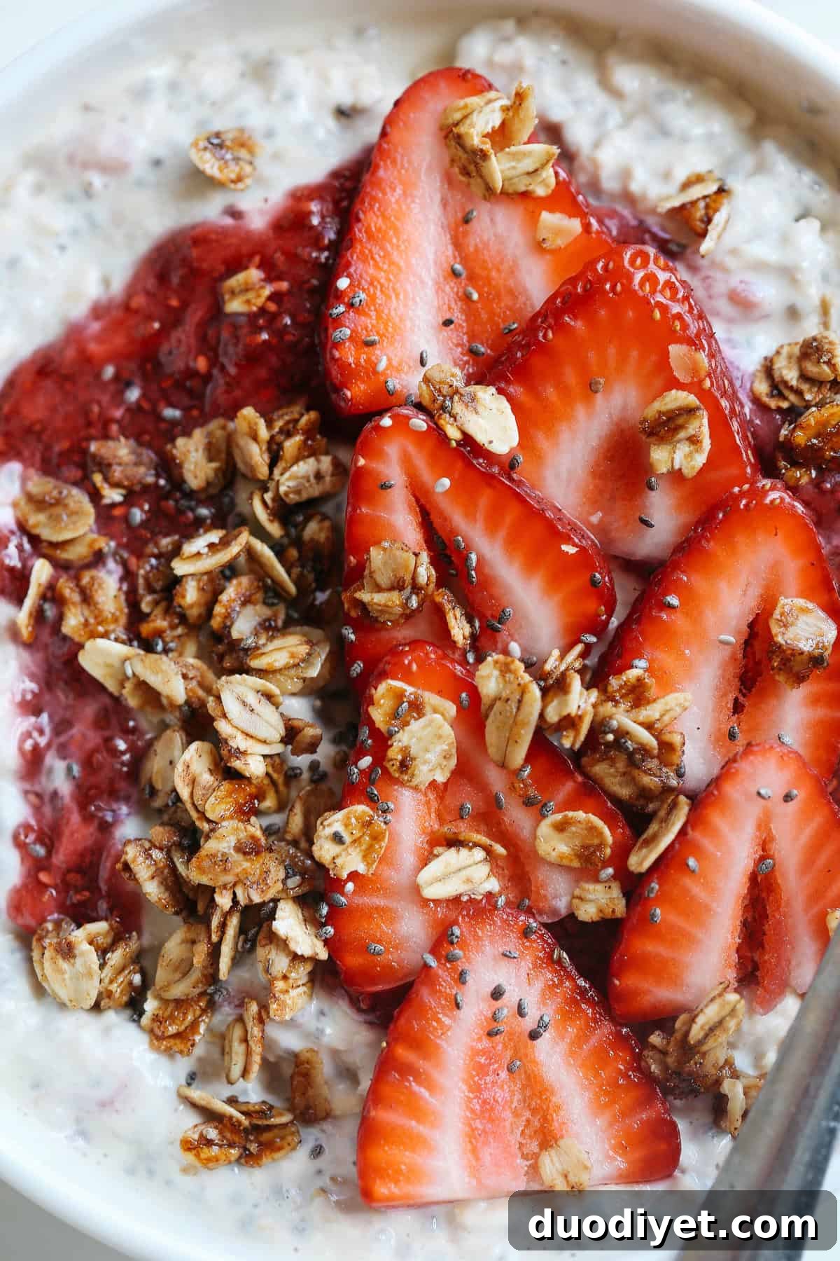 These Strawberry Chia Overnight Oats with homemade chia seed jam are easily made in just minutes the night before giving you a delicious healthy breakfast to enjoy as soon as you wake up!