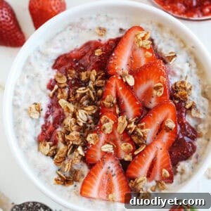 Strawberry Chia Overnight Oats thumbnail