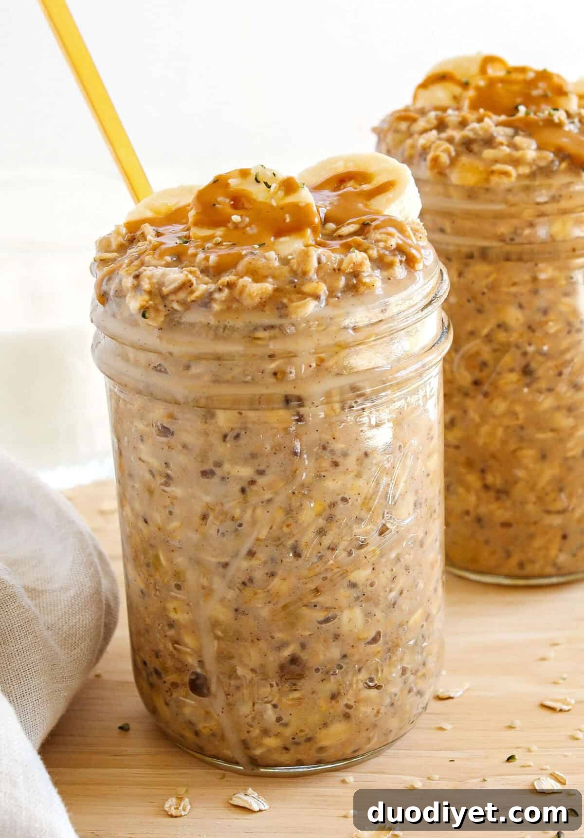 Creamy Peanut Butter Banana Overnight Oats Recipe 2 Easy Peanut Butter Banana Overnight Oats: make ahead the night before for a healthy breakfast