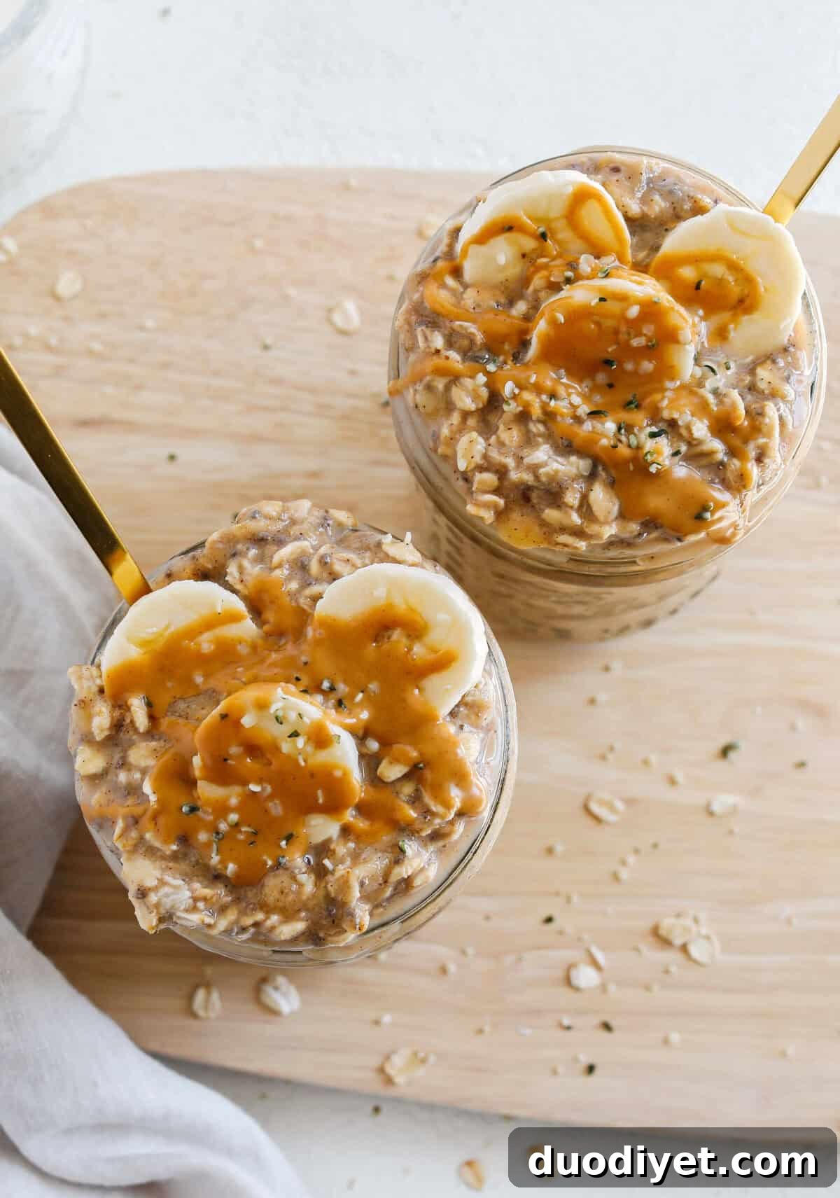 Creamy Peanut Butter Banana Overnight Oats Recipe 3 Peanut Butter Banana Overnight Oats close up