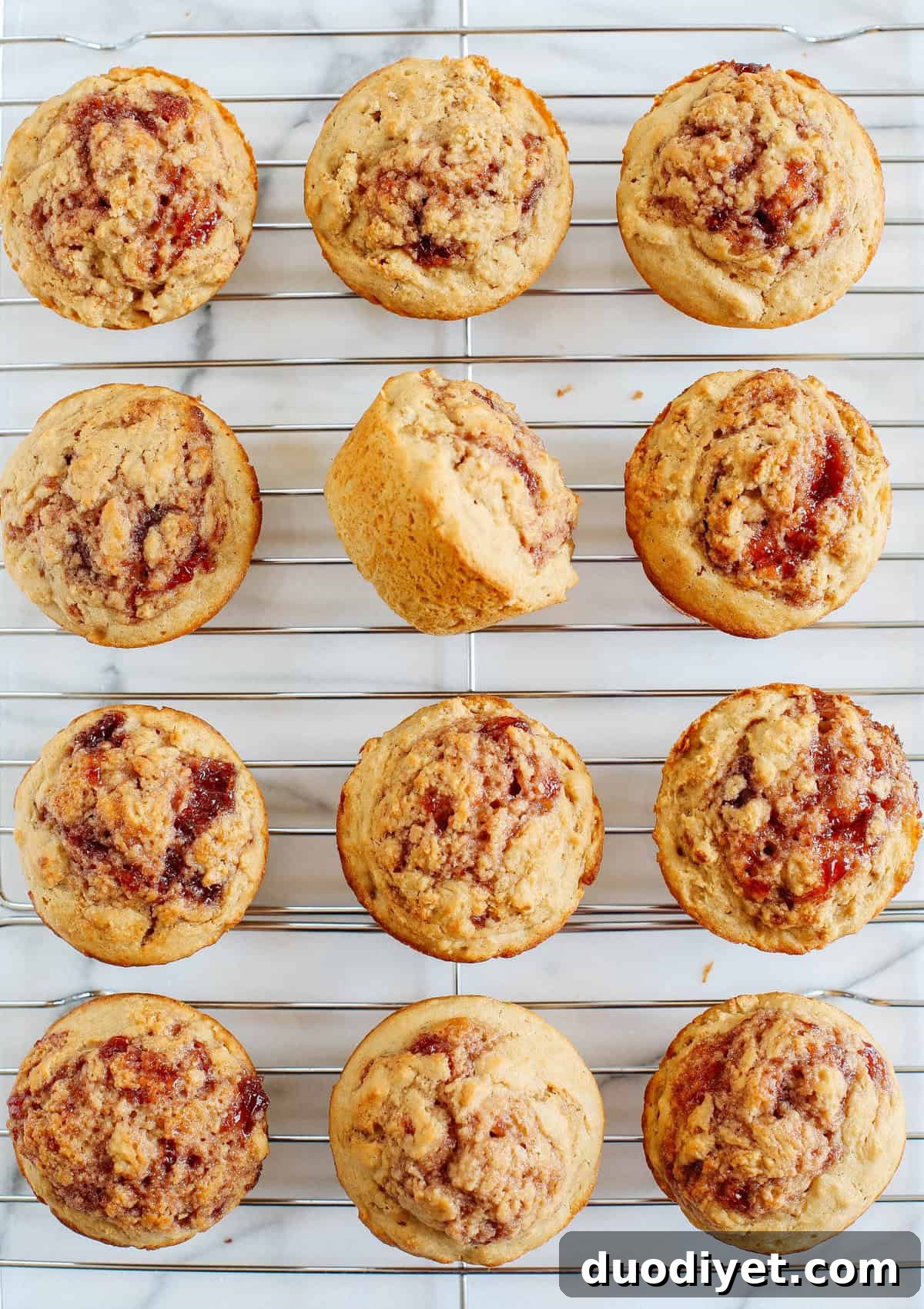 Muffins with strawberry jam
