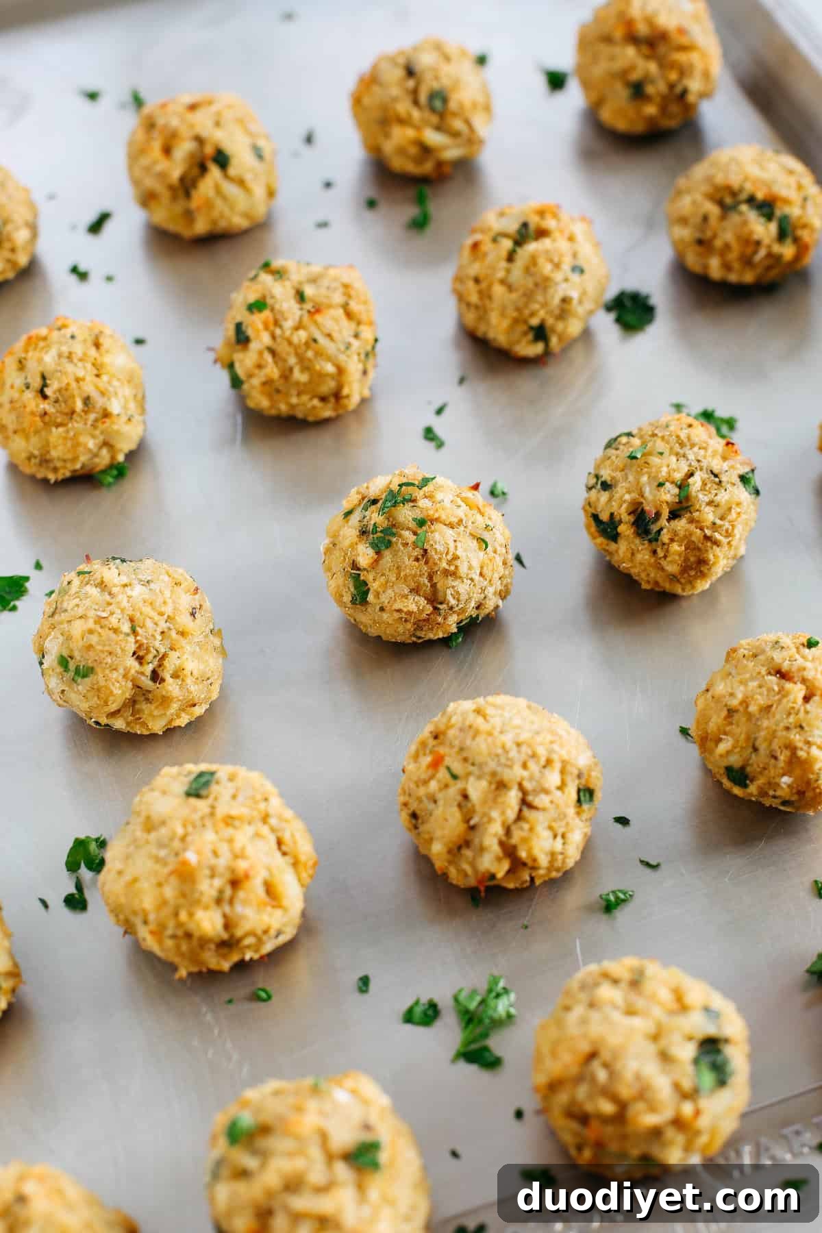 Baked Crab Cake Balls with Sriracha Dipping Sauce