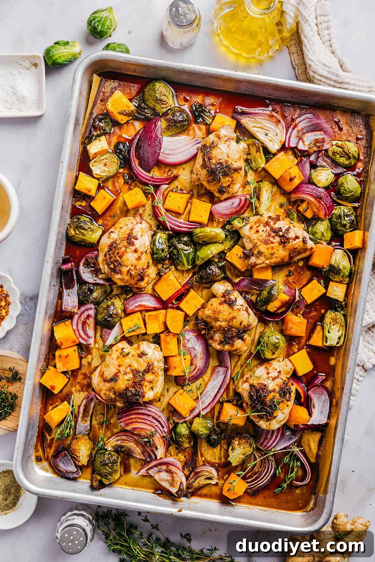 This Sheet Pan Maple Glazed Chicken with Vegetables is healthy, delicious and easily made all on one pan in just 30 minutes! The most flavorful weeknight dinner that is perfect for your fall meal prep!