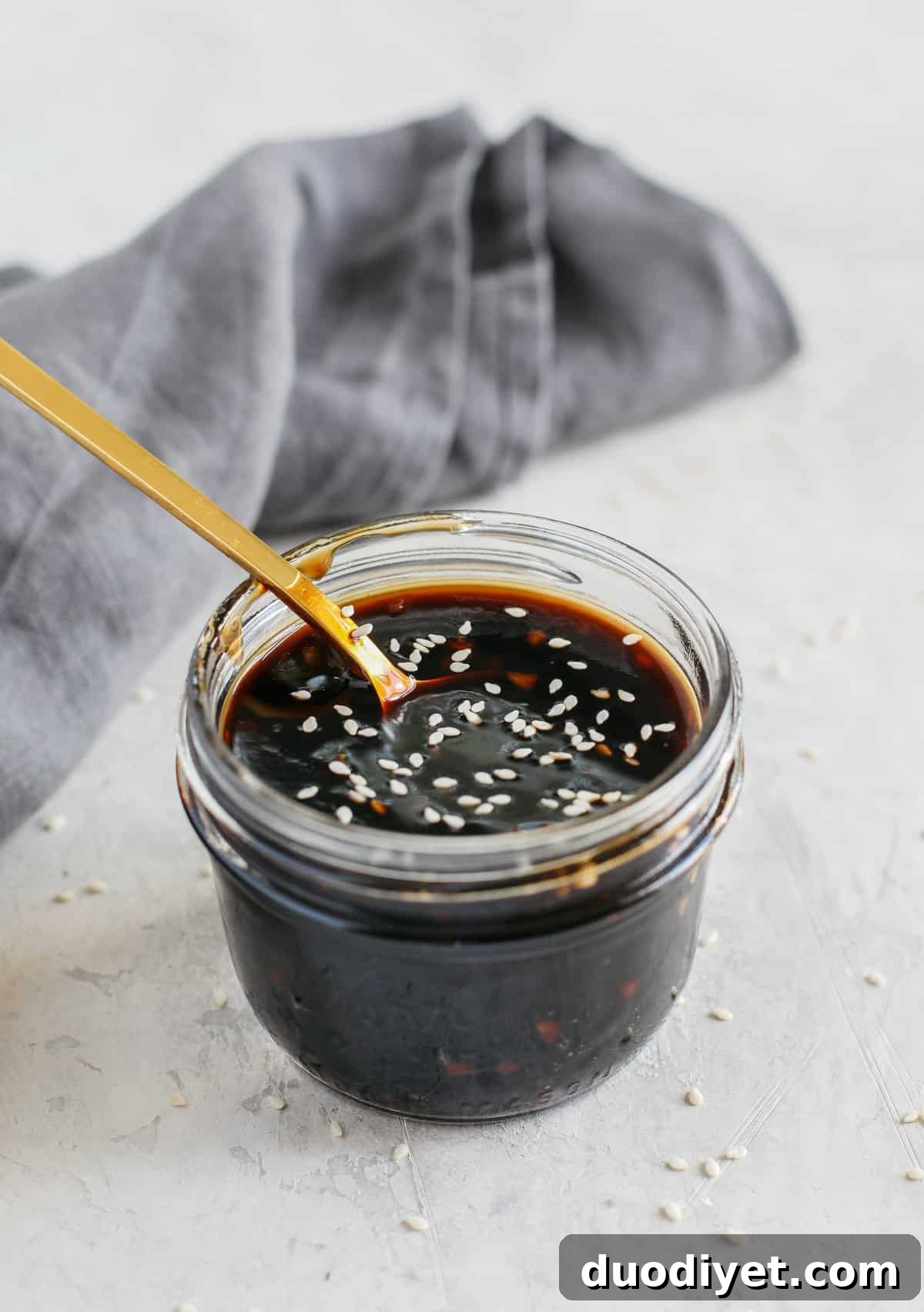 Make Homemade Teriyaki Sauce in Minutes 4 Skip store-bought and make this EASY Healthy Teriyaki Sauce that is sticky, sweet and made in just 5 minutes using fresh, simple ingredients!