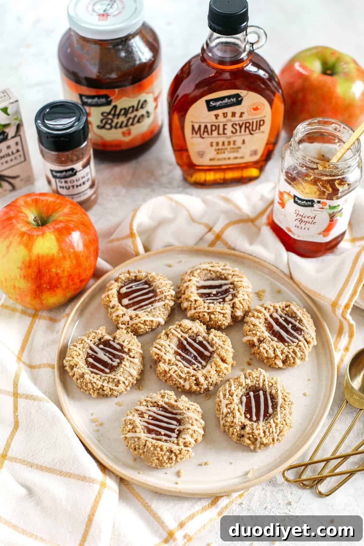 Homemade Apple-Cinnamon Thumbprint Cookies 4 img 16003 4 1