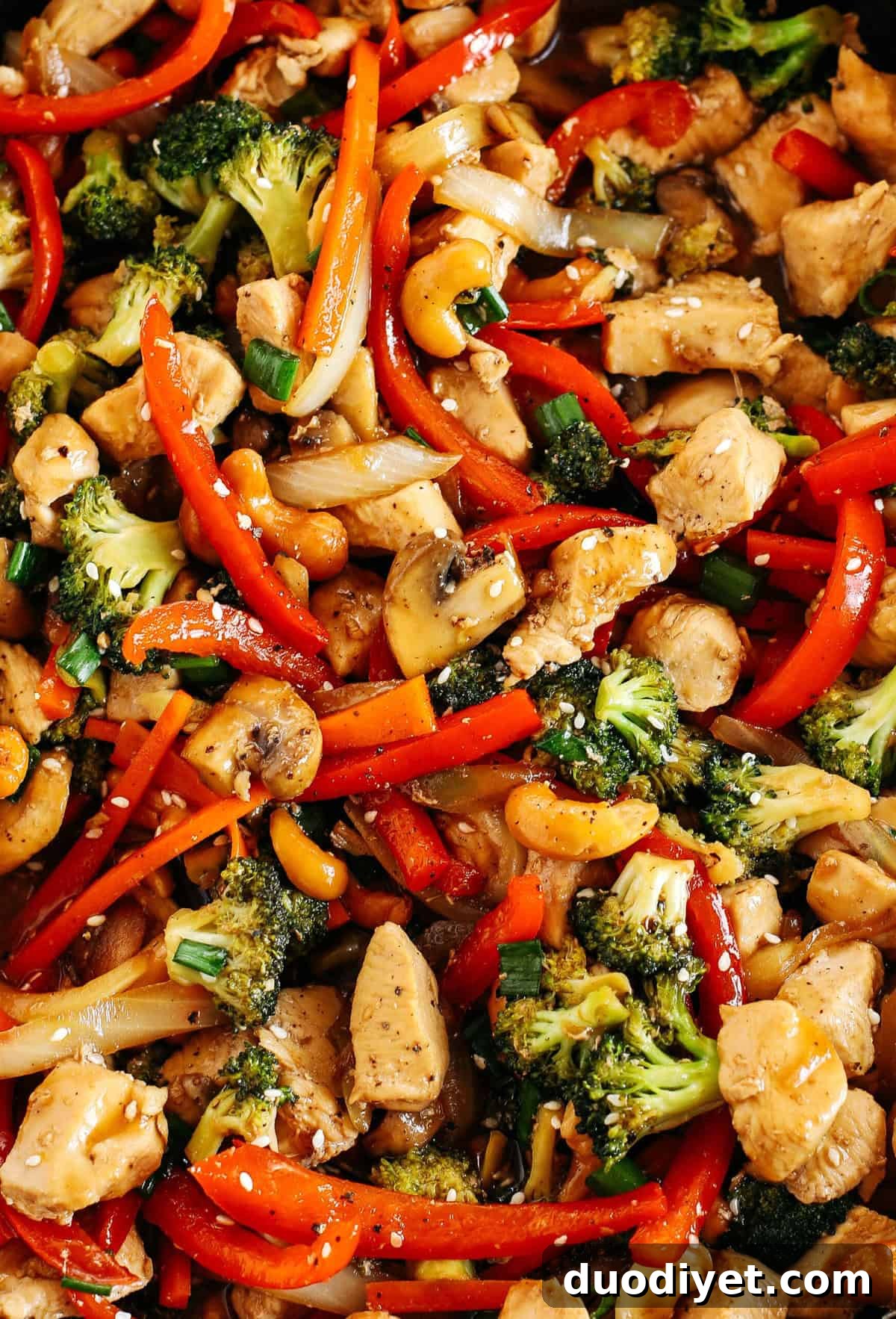 This Teriyaki Chicken Stir Fry is the perfect weeknight meal that is quick and easy to make, full of fresh veggies and tossed together in a delicious homemade teriyaki sauce!