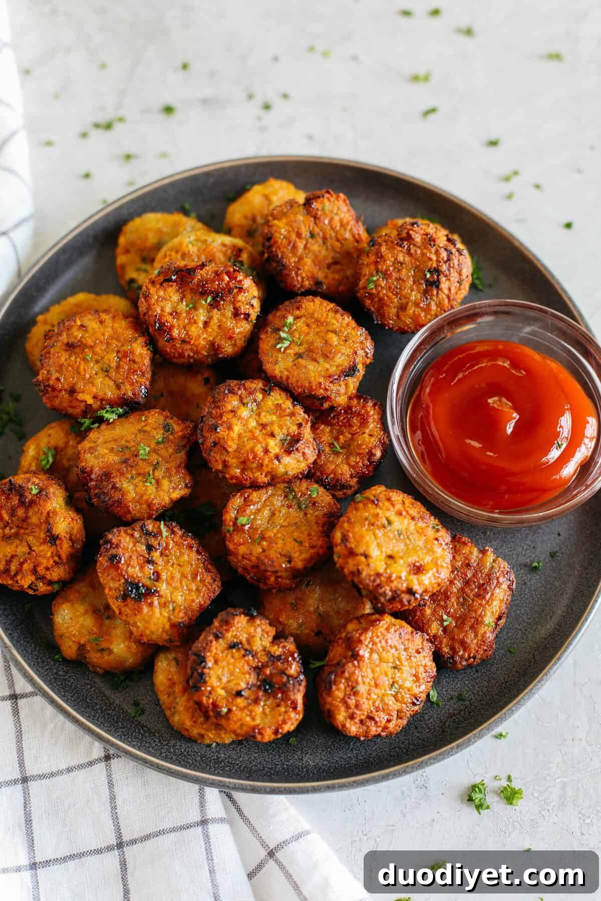 Close up of crispy chicken bites