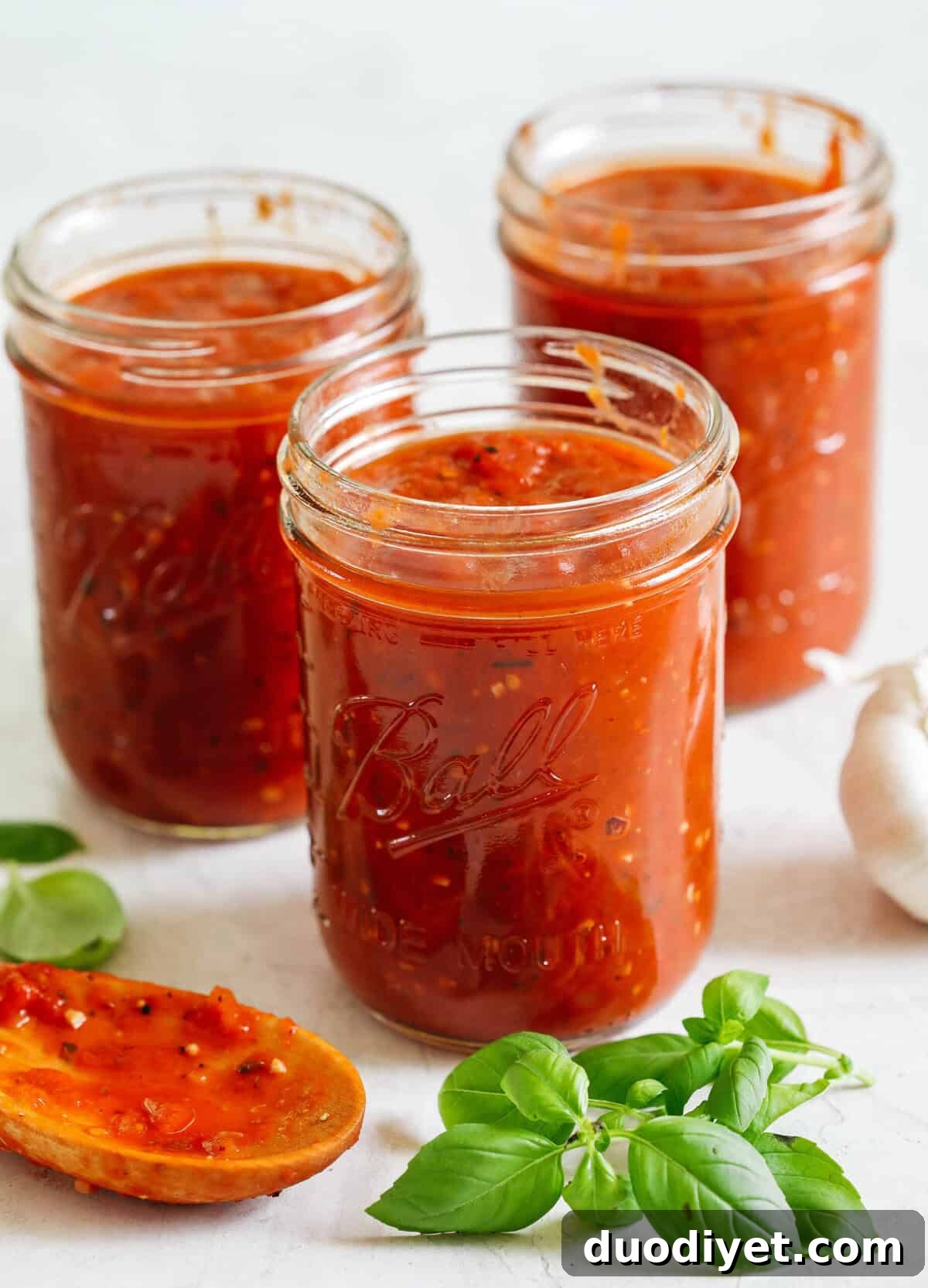 How to Make Classic Marinara Sauce from Scratch 4 Fresh finished marinara sauce with basil