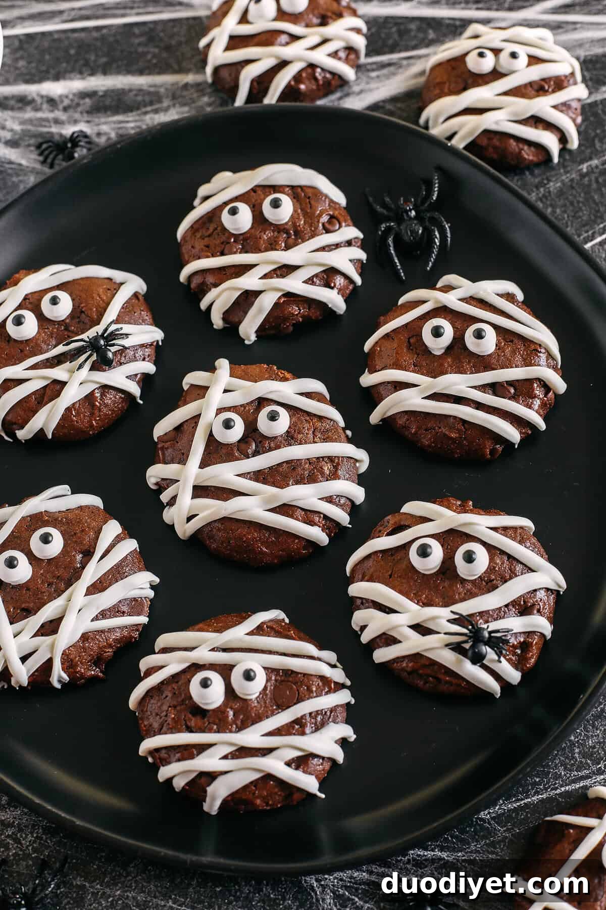 Chocolate Mummy Cookies close-up