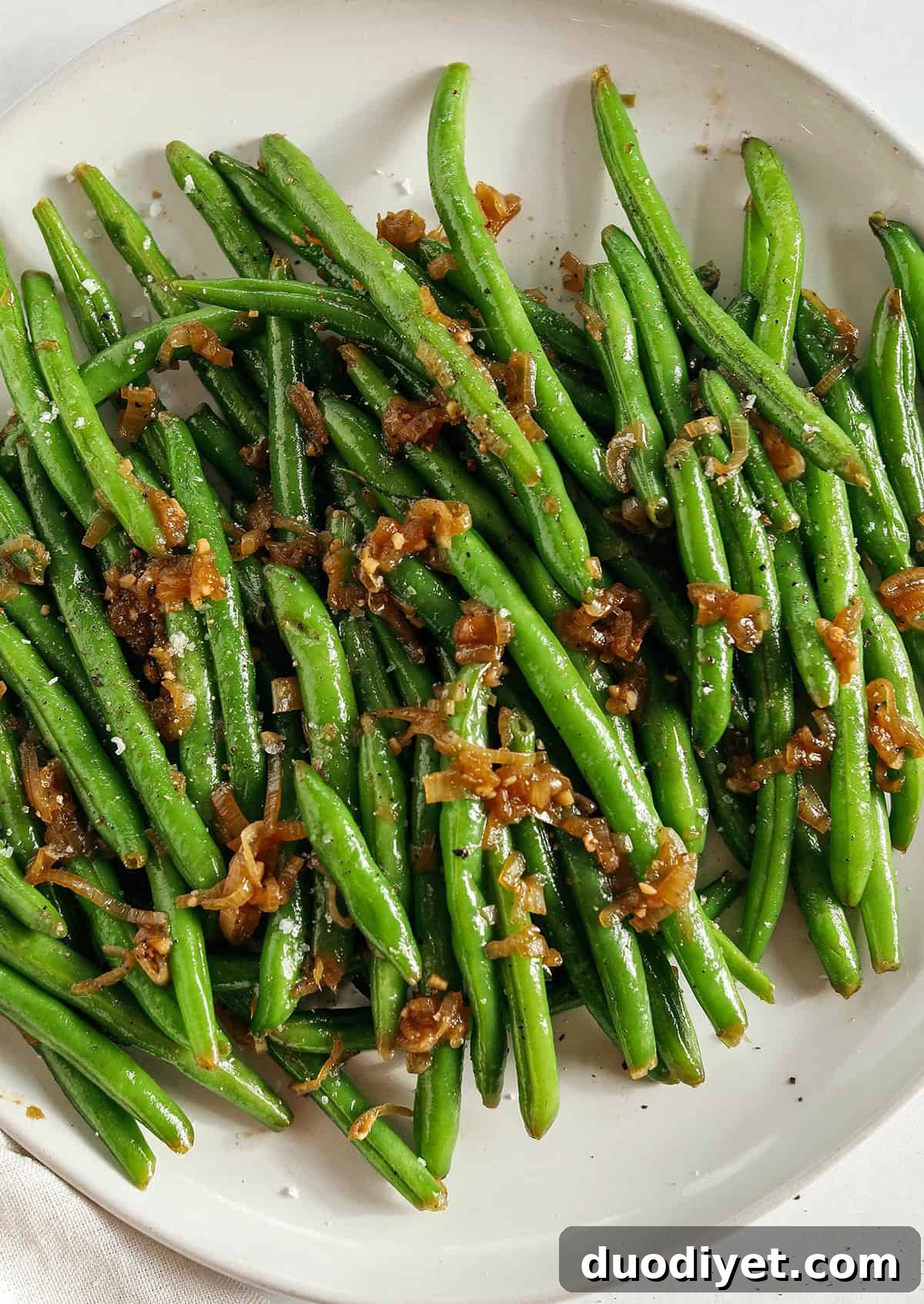 Garlicky Green Beans with Caramelized Shallots