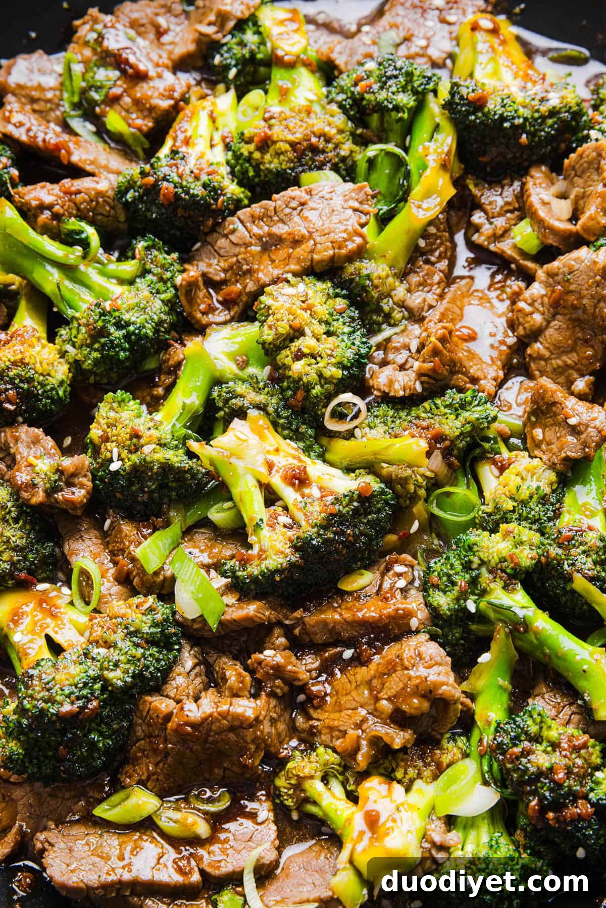 Quick Beef and Broccoli Stir-Fry with Garlic Soy Sauce 6 Healthy Beef and Broccoli ready to serve