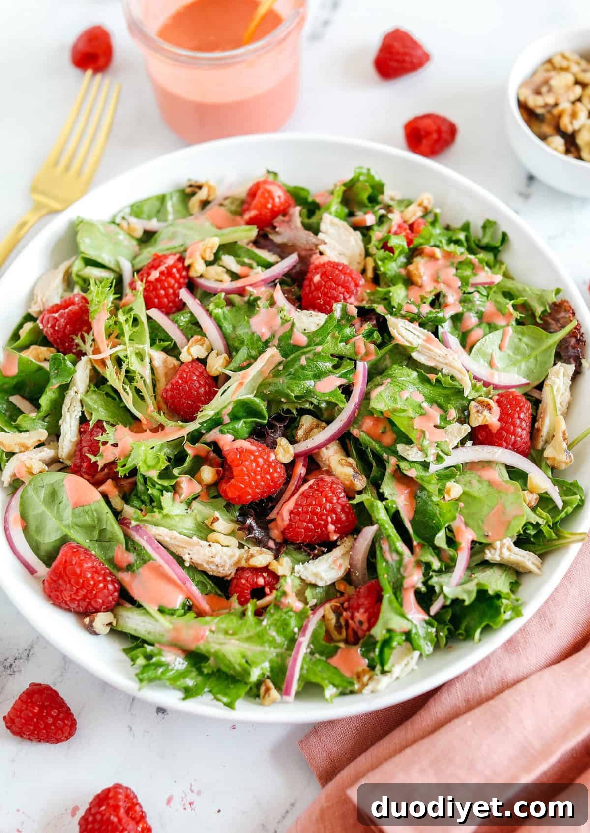 30 Summer Salad Recipes to Beat the Heat 30 img 33913 30