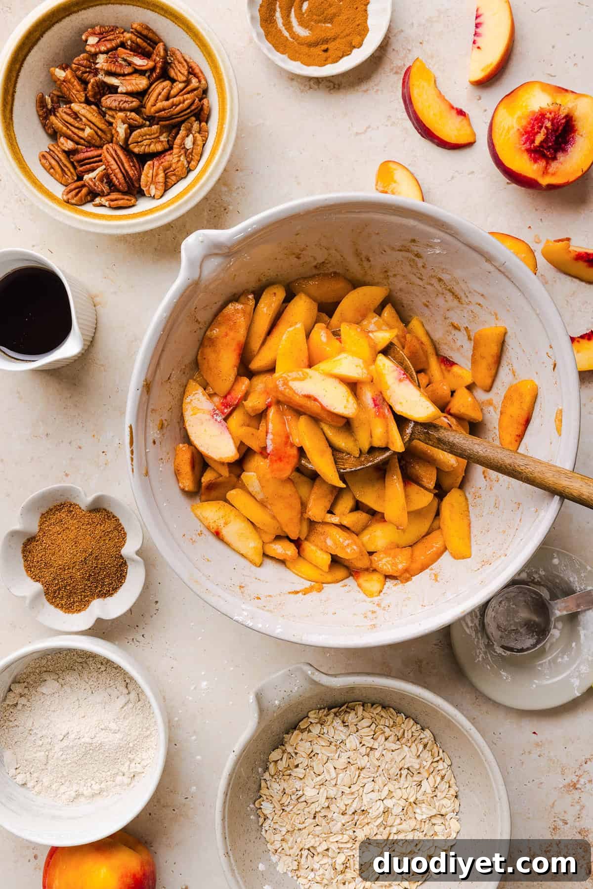 Peach crisp ready to serve
