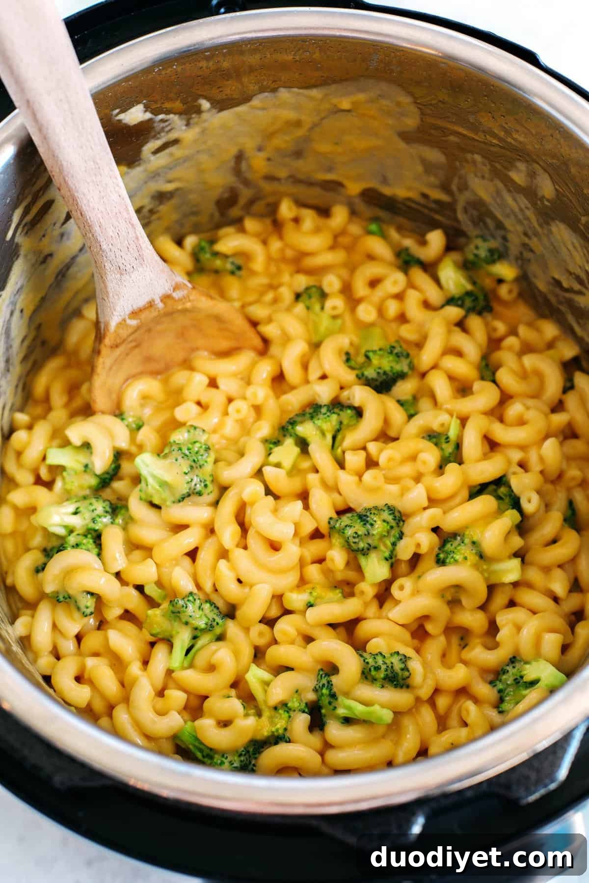 30 Back-to-School Lunch and Snack Recipes Kids Will Love 25 Instant Pot Mac and Cheese with Broccoli