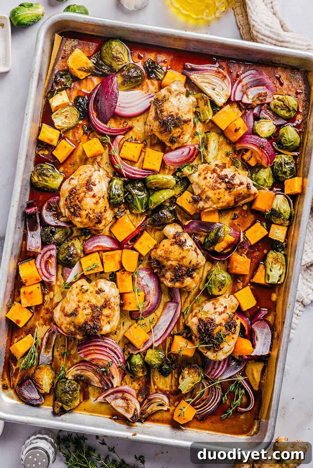 This Sheet Pan Maple Glazed Chicken with Vegetables is healthy, delicious and easily made all on one pan in just 30 minutes! The most flavorful weeknight dinner that is perfect for your fall meal prep!